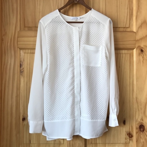 𝅺CALVIN Klein laser cut polka dot lightweight semi sheer blouse size small - Picture 2 of 8